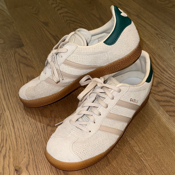 adidas Shoes - Adidas Gazelle Aluminum Wonder Collegiate Sneaker